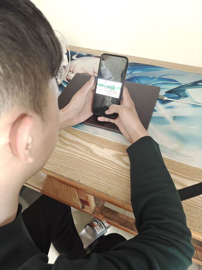 说明: C:\Users\Zhao\Desktop\太阳成集团tyc122cc组织师生收看《德耀中原—第八届河南省道德模范颁奖仪式 》\21计科2班黄嘉斌.jpg